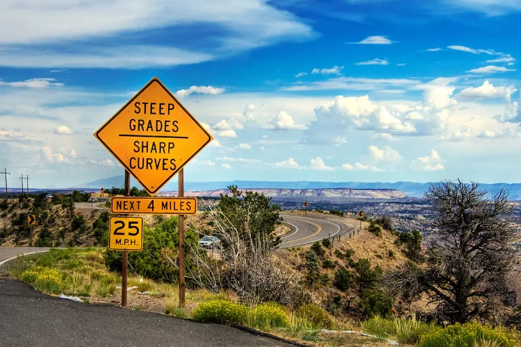 Marketing trends visual showing authenticity, community building, and smart speaker SEO strategies